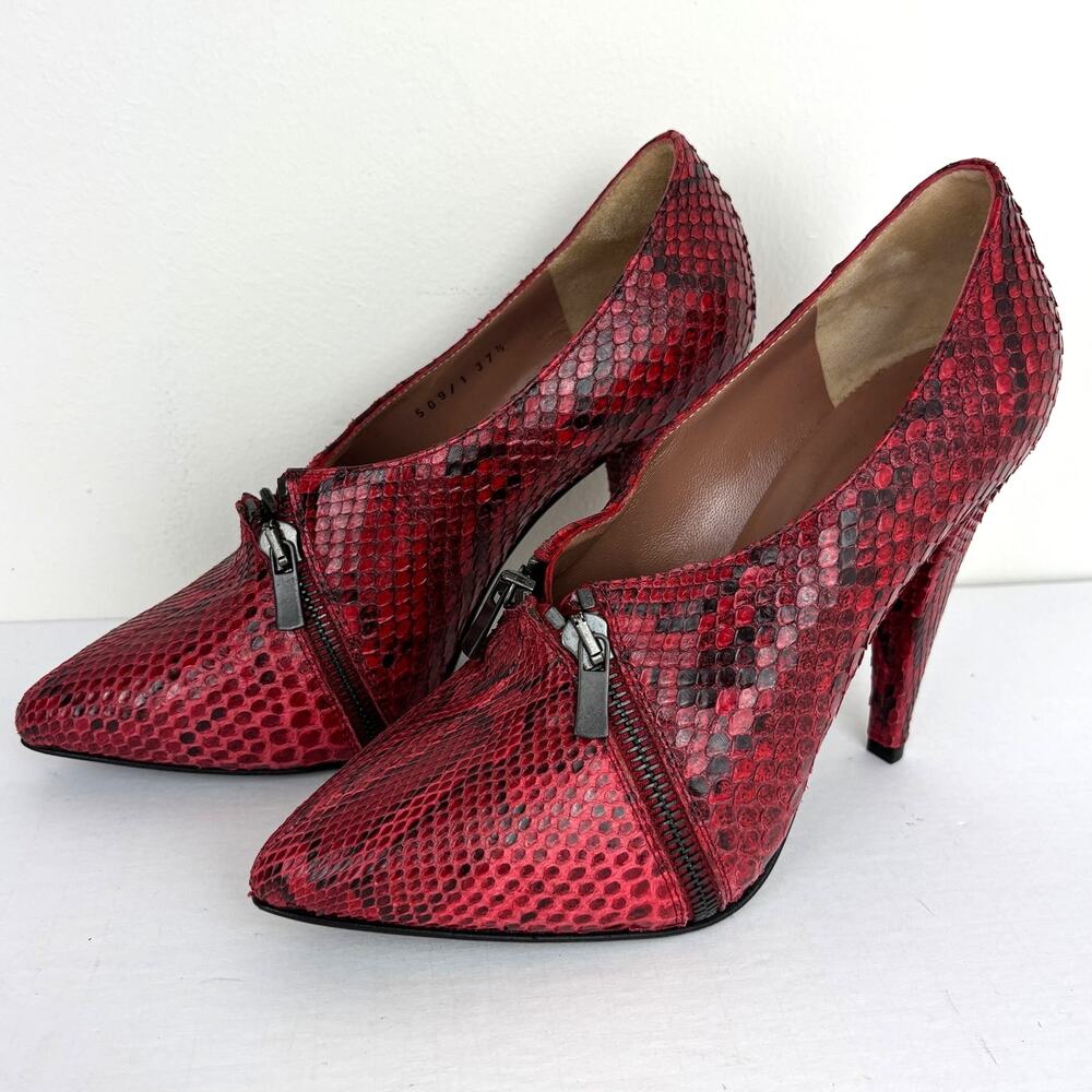 Sigerson Morrison Red Snakeskin Pumps 7.5 Zippers 4.5" Stiletto Heels Edgy Sexy